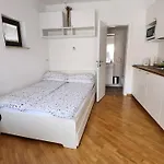 Old Town Apartma